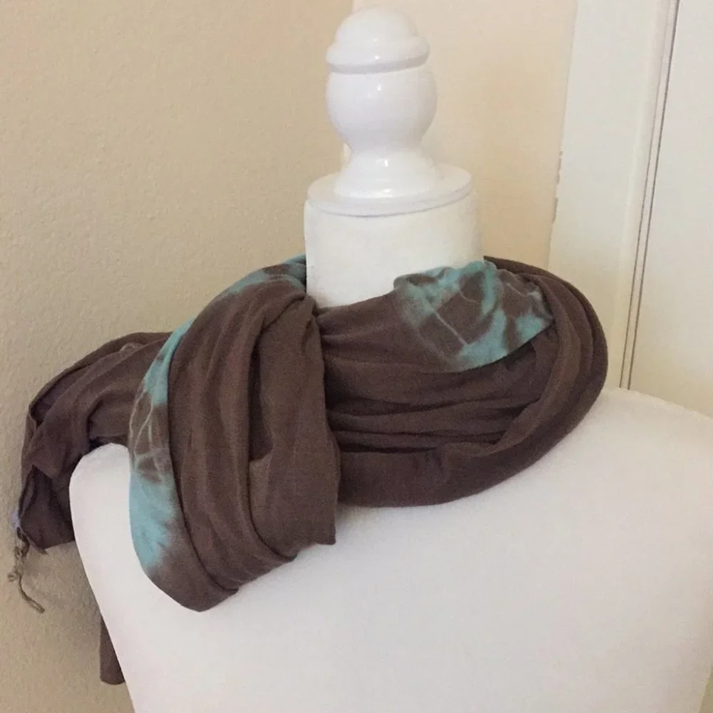 NWOT LOVE TANJANE Scarf EE12 2005‎